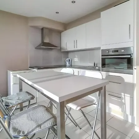 Royal Ascot S2 Ref, 8 Appartement Oostende